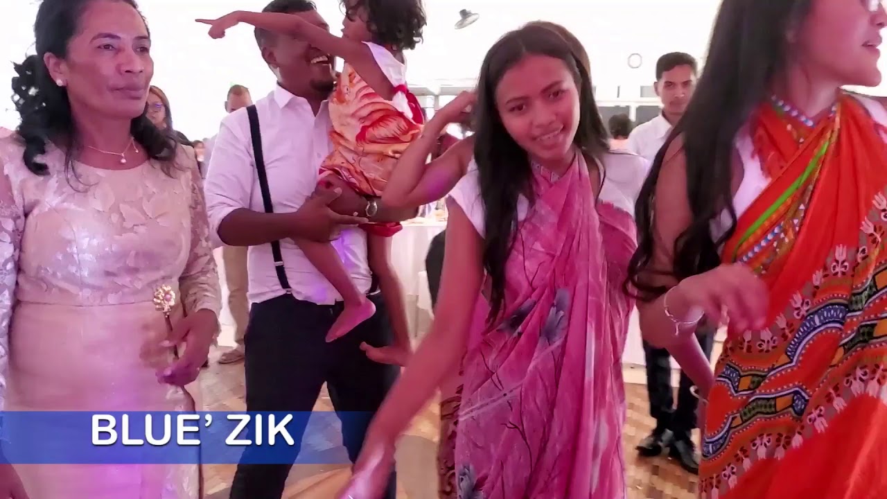 Extrait de l'ambiance avec blue'zik .  #gasigasy  #kojakoja😁 #weddingT&D