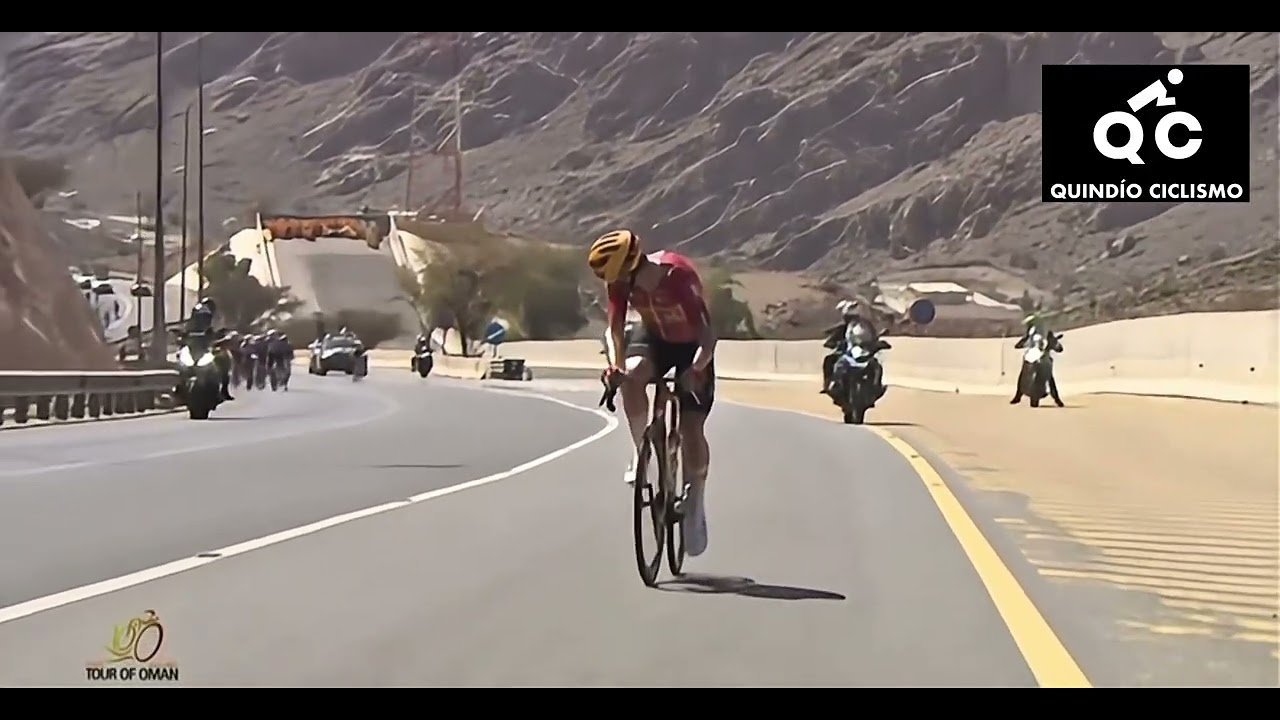 Tour Omán del ataque de Adam yates último km 4 al 3 km