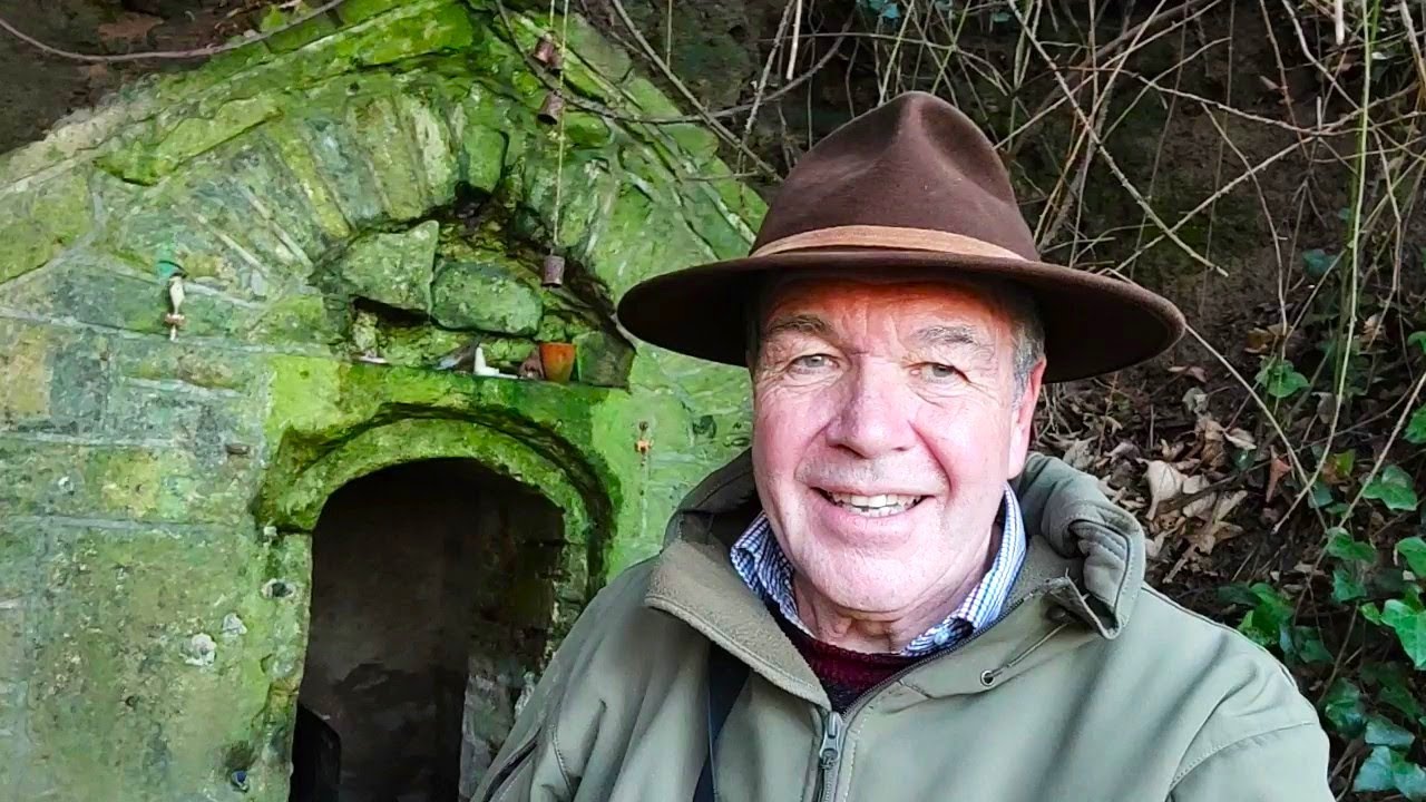 THE FORGOTTEN ANCIENT WELL OF GLASTONBURY
