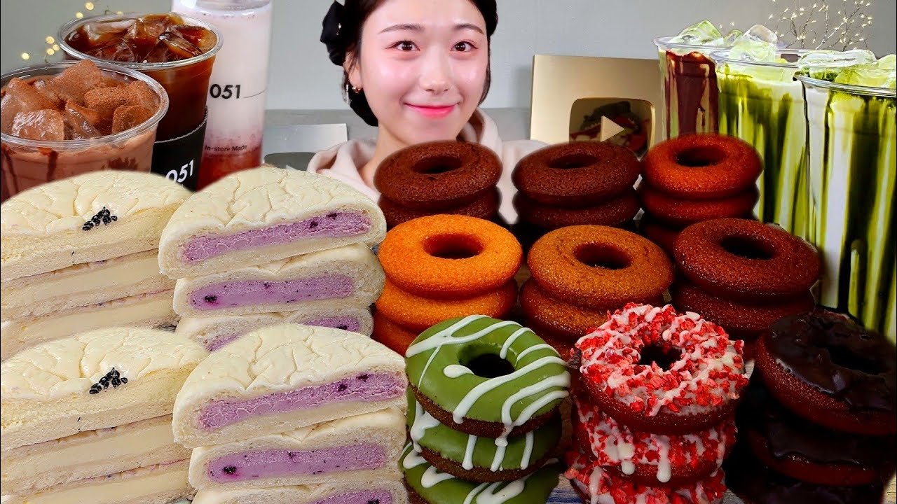 ASMR 봄이니까 달달한 디저트 먹어볼게요🌸 도너츠 쫀득빵 말차라떼 딸기라떼 빵 리얼먹방 :) Donut , cream cheese bread ,  Dessert MUKBANG