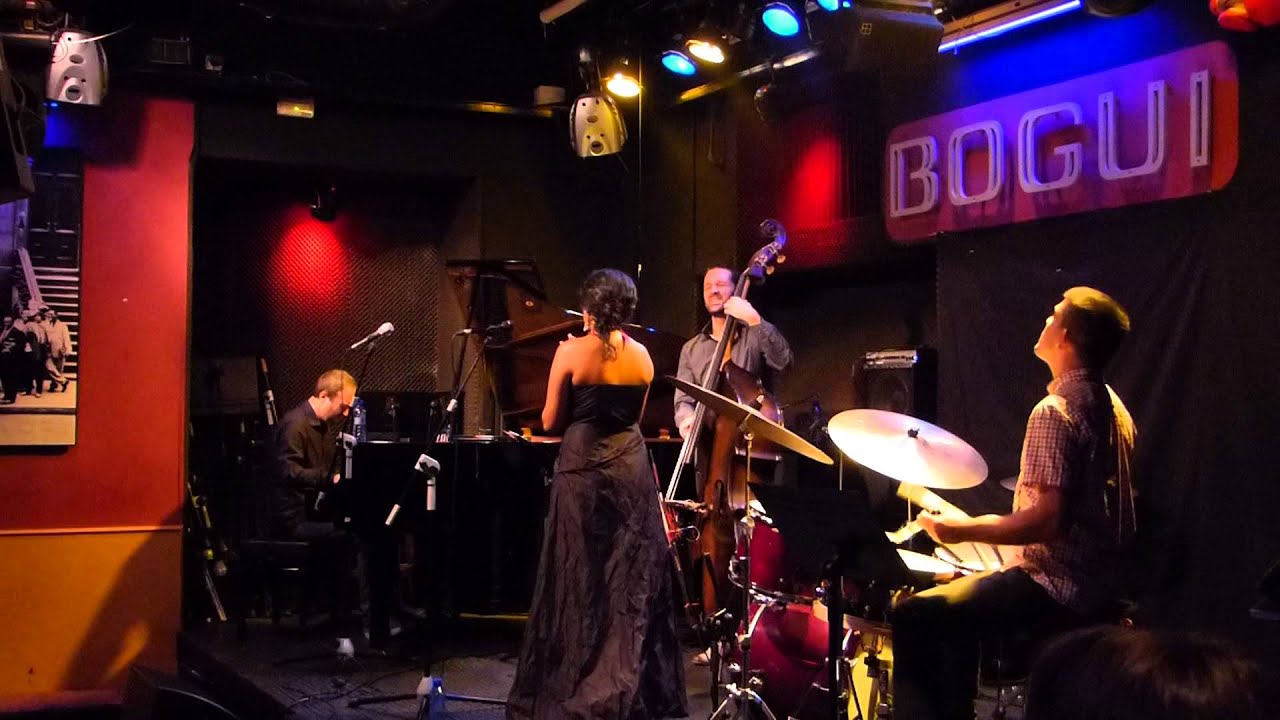 GANAVYA DORAISWAMY QUARTET / Bogui Jazz, 8 julio 2015 