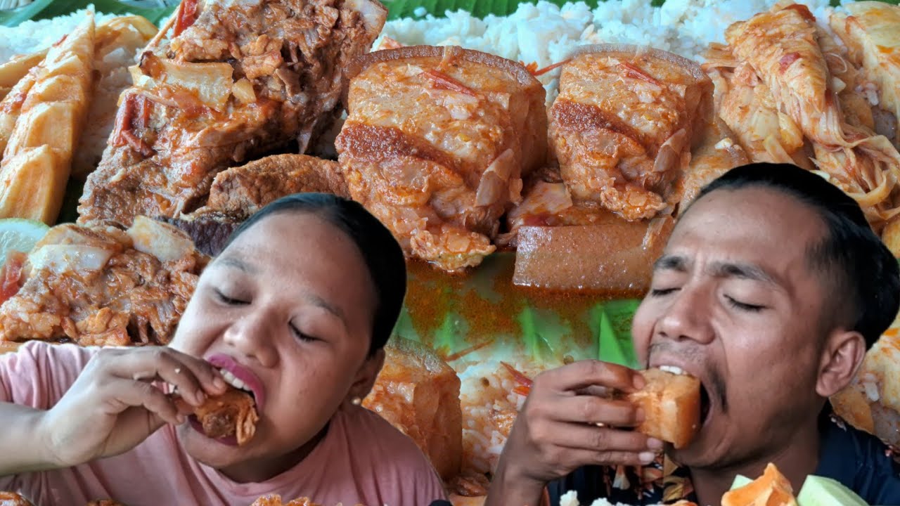 Eating delicious pork curry with fresh bamboo shoot || husband and wife mukbang