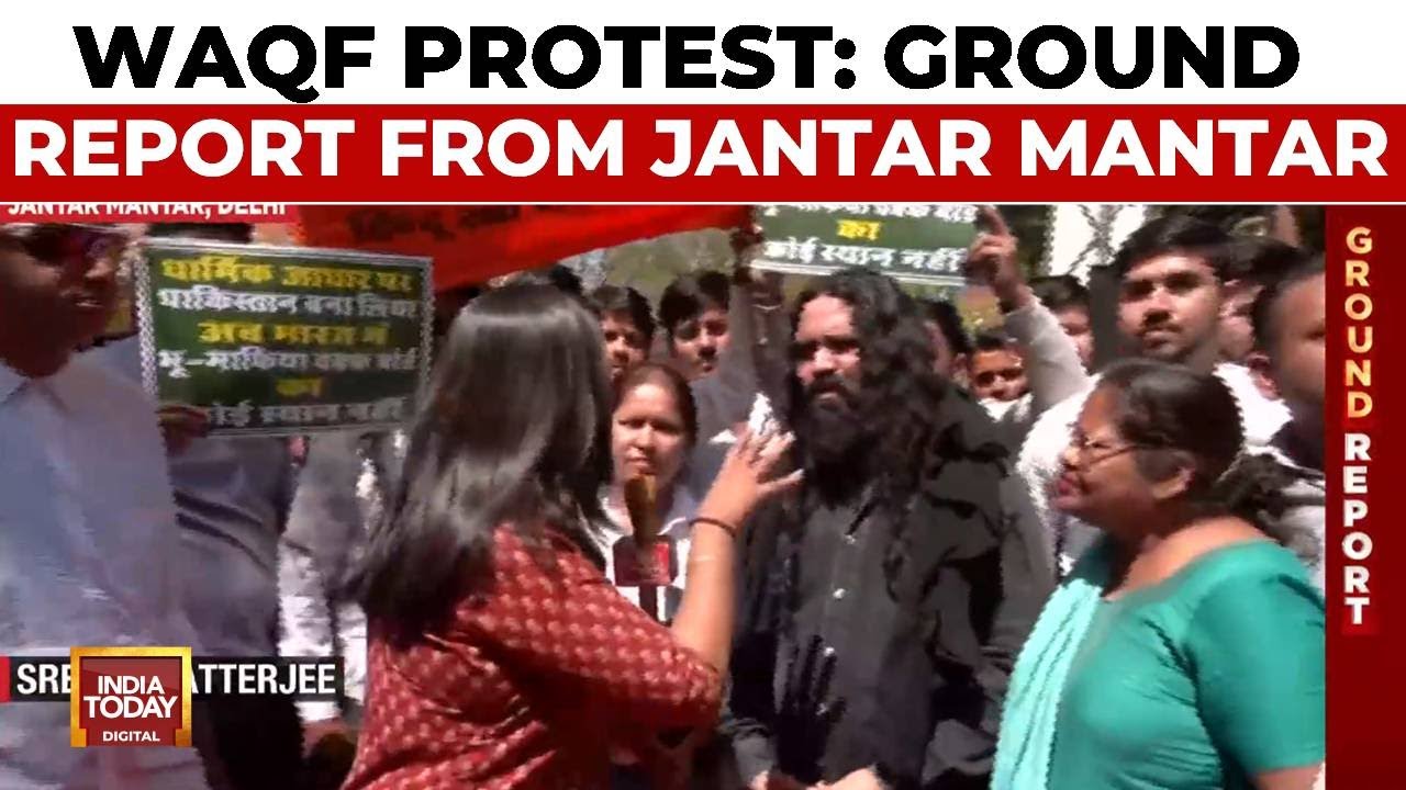 Hindu Groups Stage Protests Against WAQF Board, Mahapanchayat Backs WAQF Amendment Bill |India Today