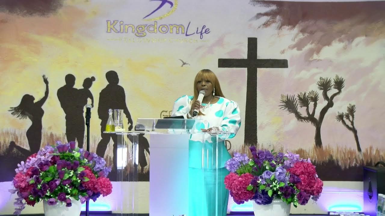SUNDAY SERVICE - THE SERIES: GOD WILL SHOW UP AND SHOW OUT!
