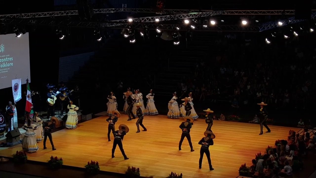 Spectacle de clôture de la 44ème édition des Rencontres de Folklore Internationales de Fribourg 2018