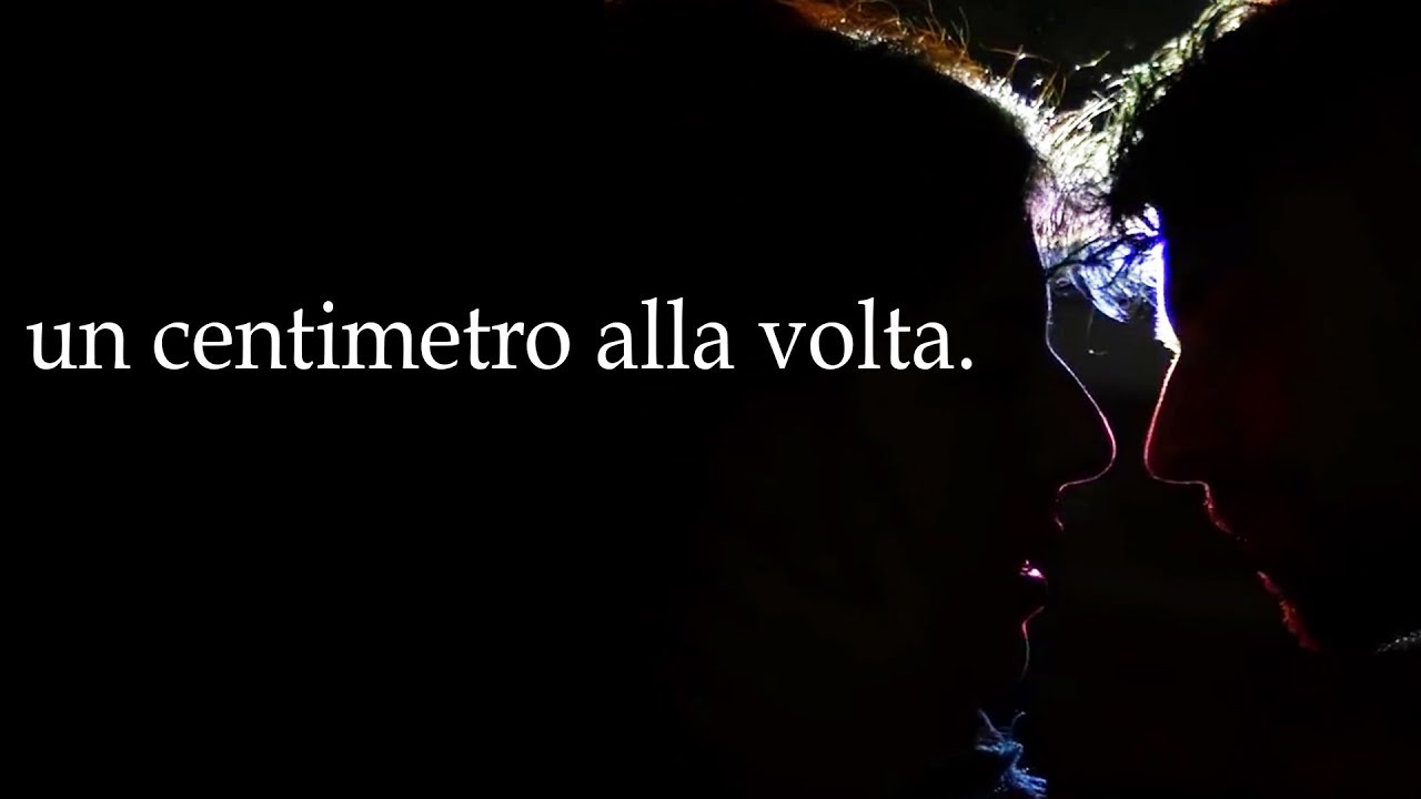UN CENTIMETRO ALLA VOLTA