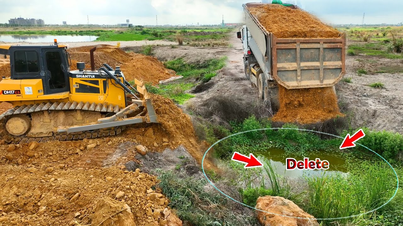 Expert Operating Of SHANTUI Dozer Pushing Stone Building New Foundation Road & Dump Truck Spreading