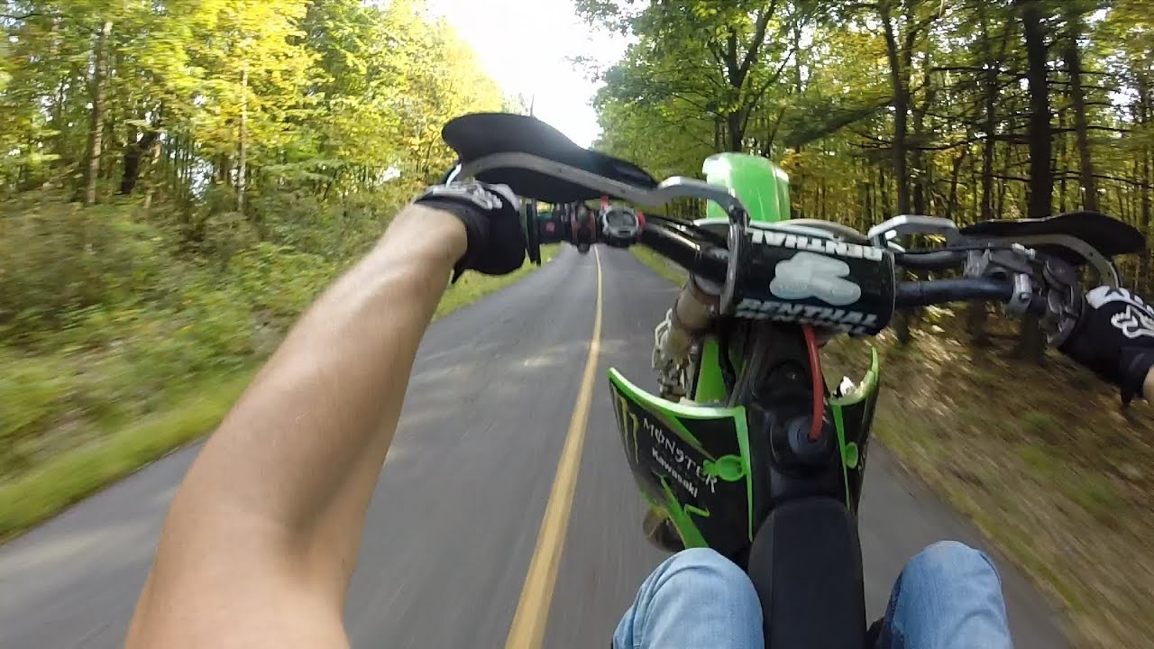 KX 250 2 Stroke 5th Gear Wheelies