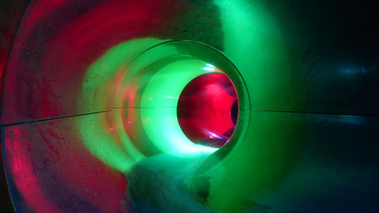 Black Hole R&ouml;hrenrutsche :: Effektrutsche | Zwemcentrum De Tongelreep Eindhoven