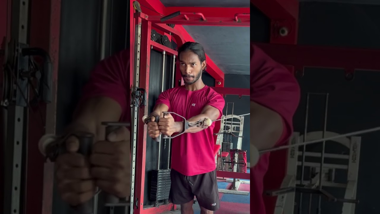#GymLifeIndia #BodybuildingIndia #DesiFitness #YouTubeShorts #YouTubeShortsIndia #ViralShorts