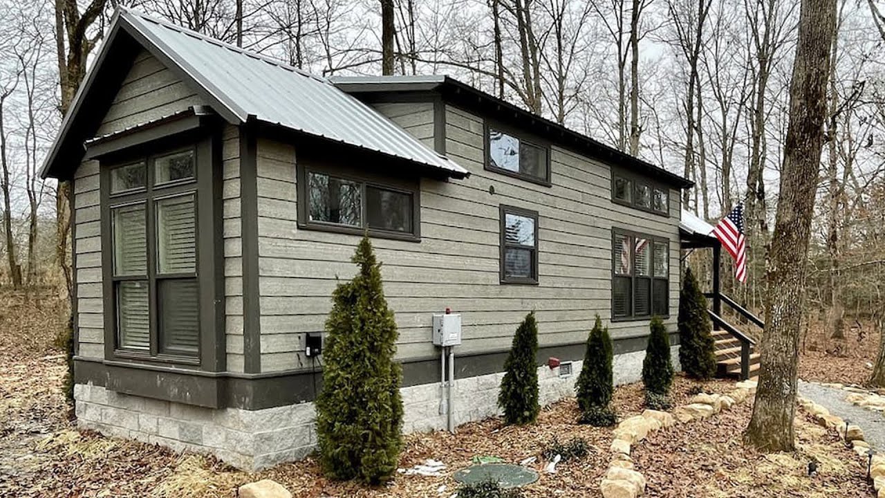 Rustic Stunning Woodland Bliss Tiny House Living in TN