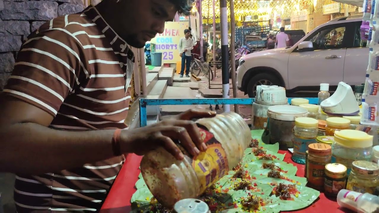 Street style meetha paan making #viralvideo #minivlog #sweat paan#viral#trending #amazing#foodlover