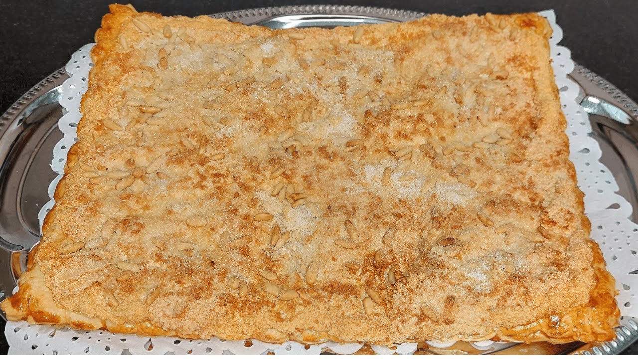 COCA DE LLAVANERES |  COCA DE SAN JUAN🔥 rellena de chocolate,  RECETA TRADICIONAL 🌟