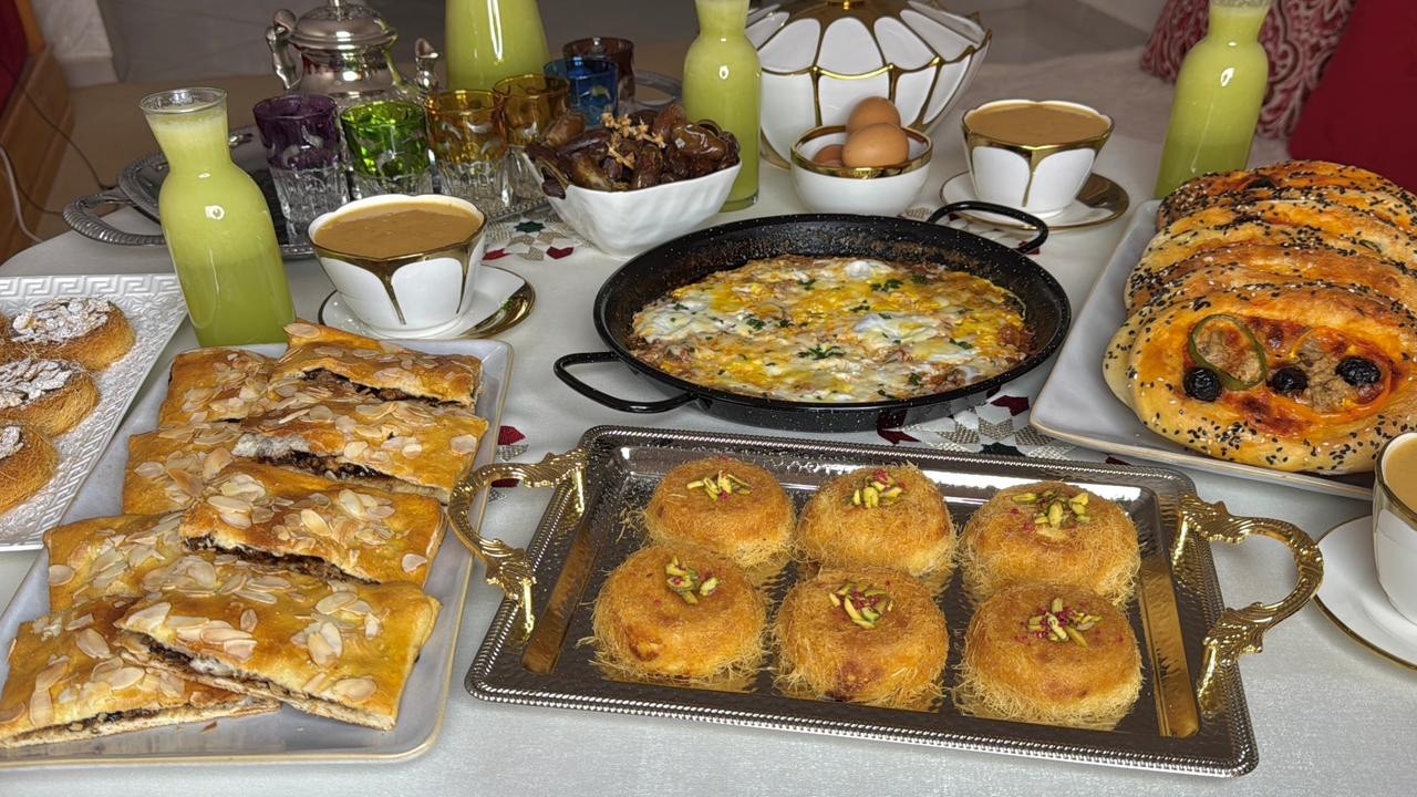 بلا حيرة وكترت التخمام طبيلة لفطور ليوم 17 في رمضان🌙بشهيوات إقتصادية فيها فطور عشاء والسحور👌