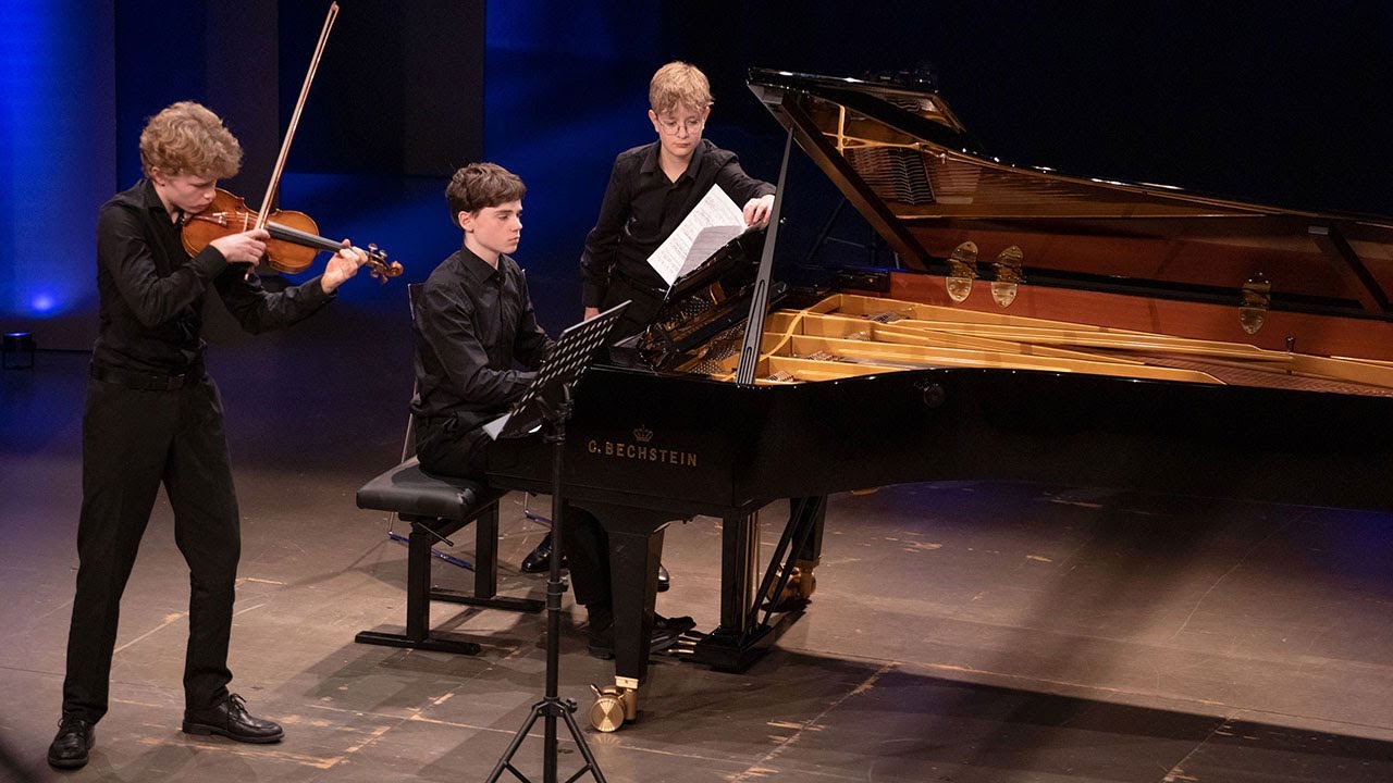 Ludwig van Beethoven: Sonate G-Dur op. 30 Nr. 3, 1. Allegro assai – Duo Siegel & Siegel