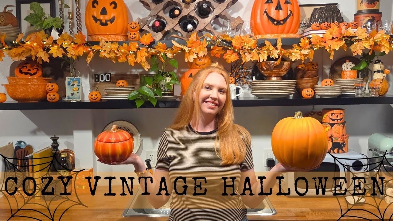 My Cozy Nostalgic Halloween Kitchen Decor | Decorate With Me!
