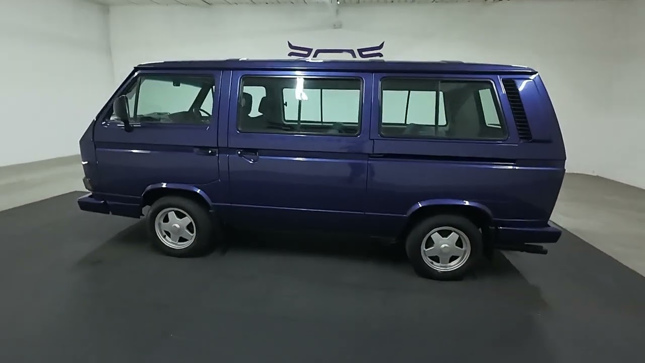 Volkswagen Microbus 2.6i 1995 года выпуска