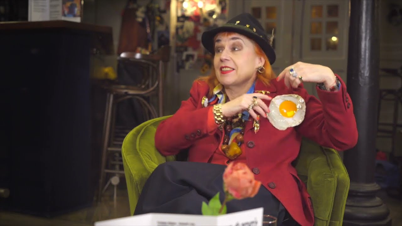 Venus in Pearls: What is in your jewellery box? Ep 1: Sophie Parkin