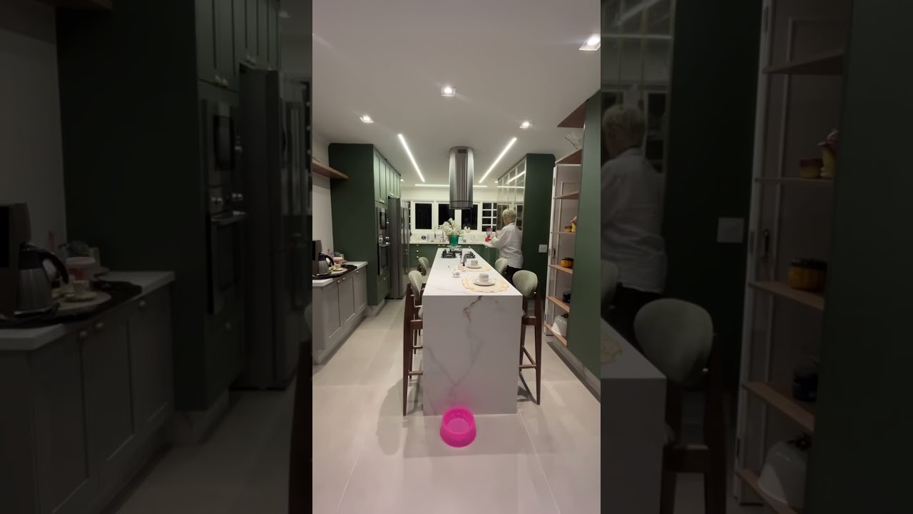 Um tour bem rápido pela minha casa | ANDRÉA NÓBREGA 