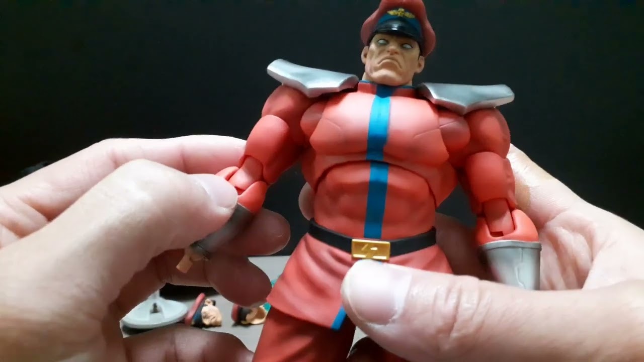 storm collectibles - USF2 M.Bison 開箱