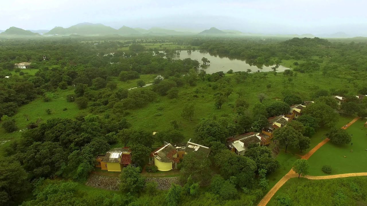 Elephant Corridor Hotel, Sigiriya - Aerial Video