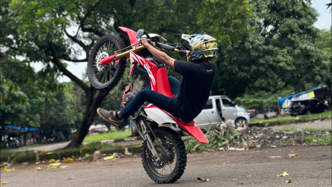 TUTORIAL WHEELIE HONDA CRF BAGI PEMULA || BERSAMA ANDREA RAMADHAN