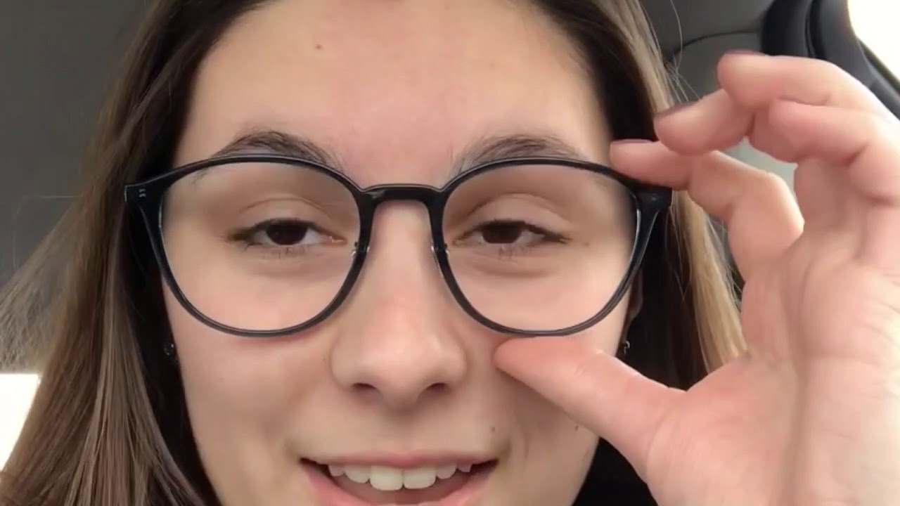 DRAMATIC TEEN GETS GLASSES