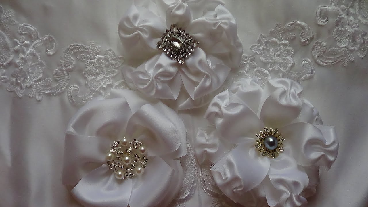 WHITE WEDDING FLOWER TUTORIAL