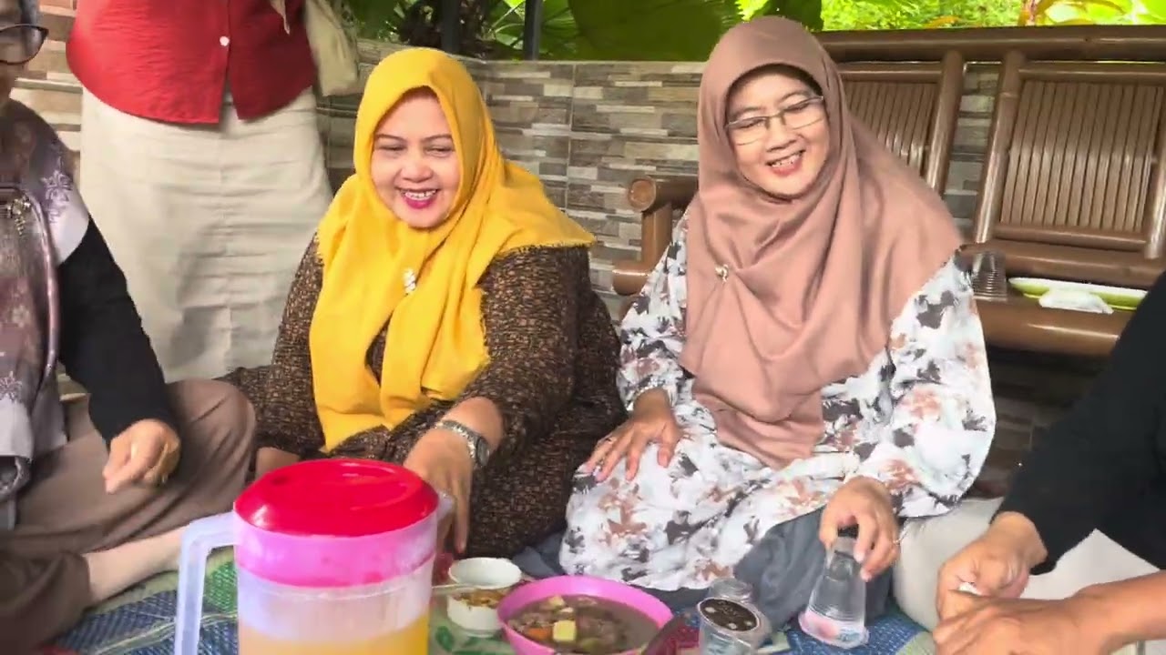 REUNIAN SMP NEGERI 1 PONTIANAK ANGKATAN 1988 