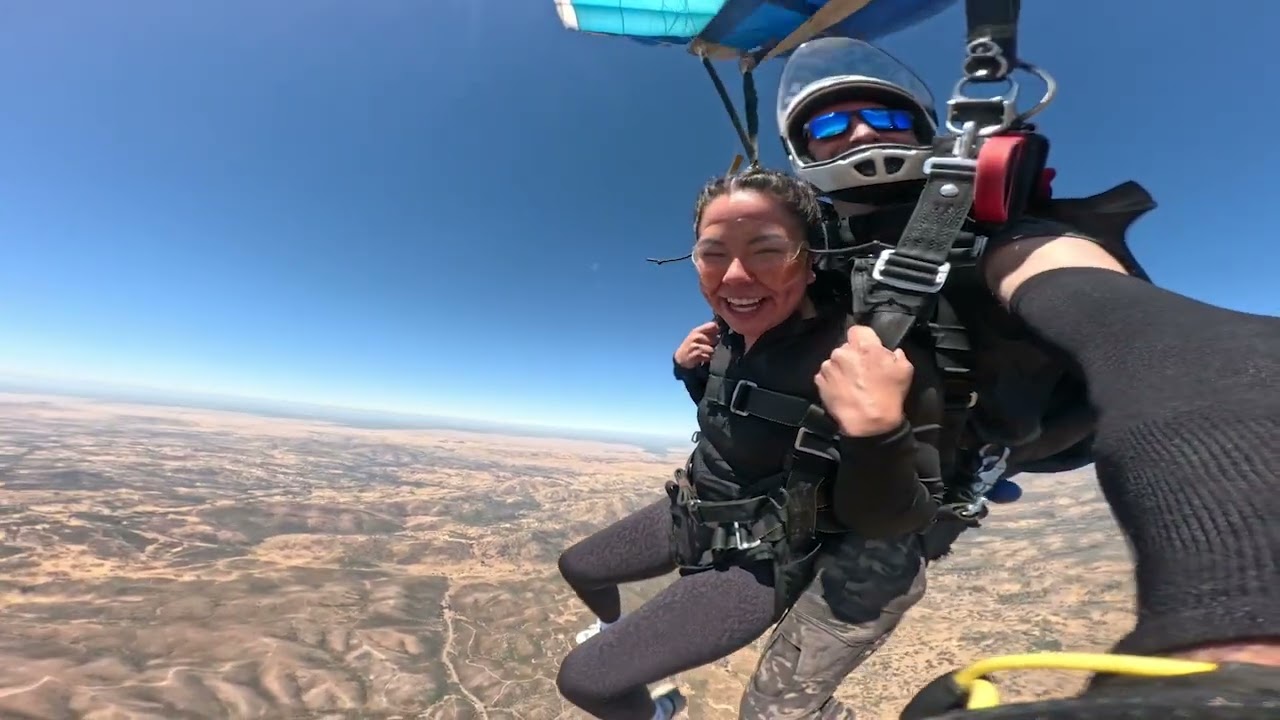 Kenia Jumps From 14,000 ft. At Skydive Yosemite!