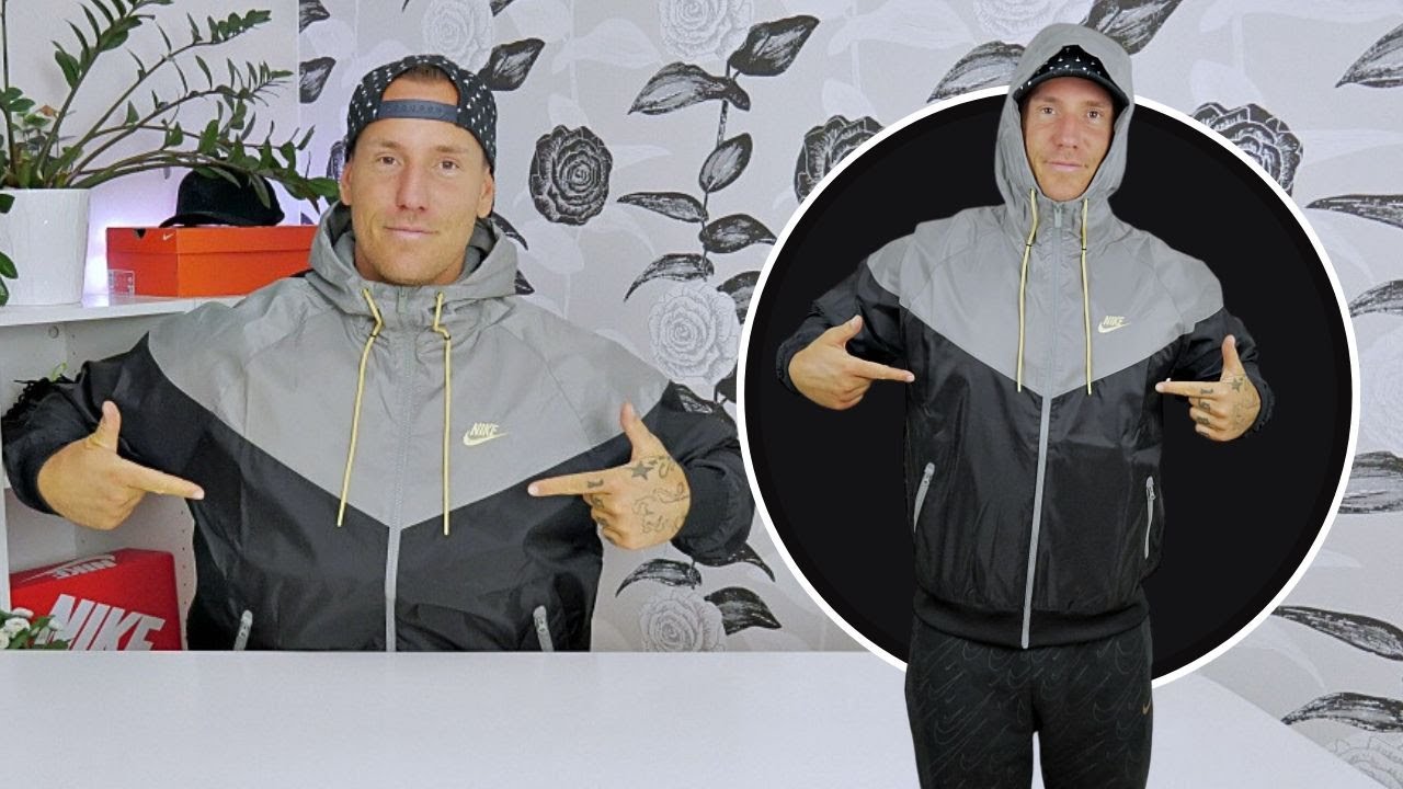 Распаковка/обзор куртки Nike Sportswear Windrunner (на корпусе)
