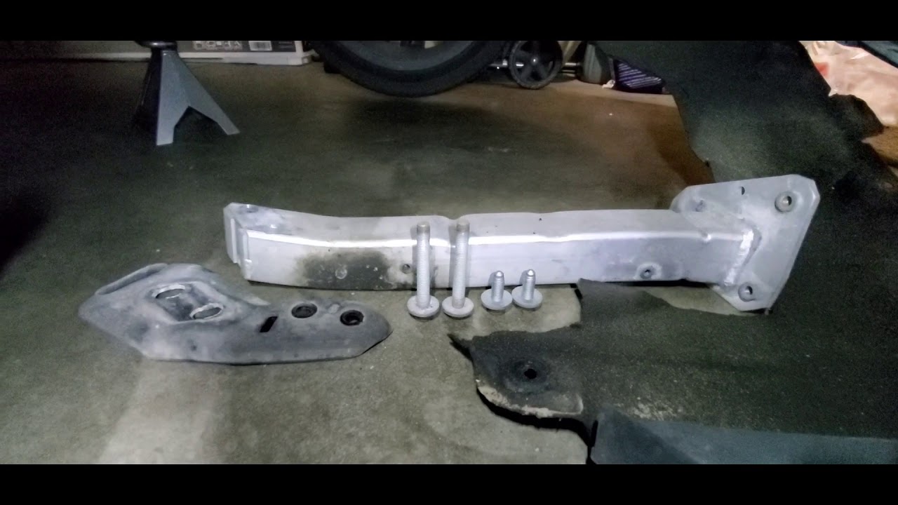 2015-2017 Chrysler 200 Strut Removal