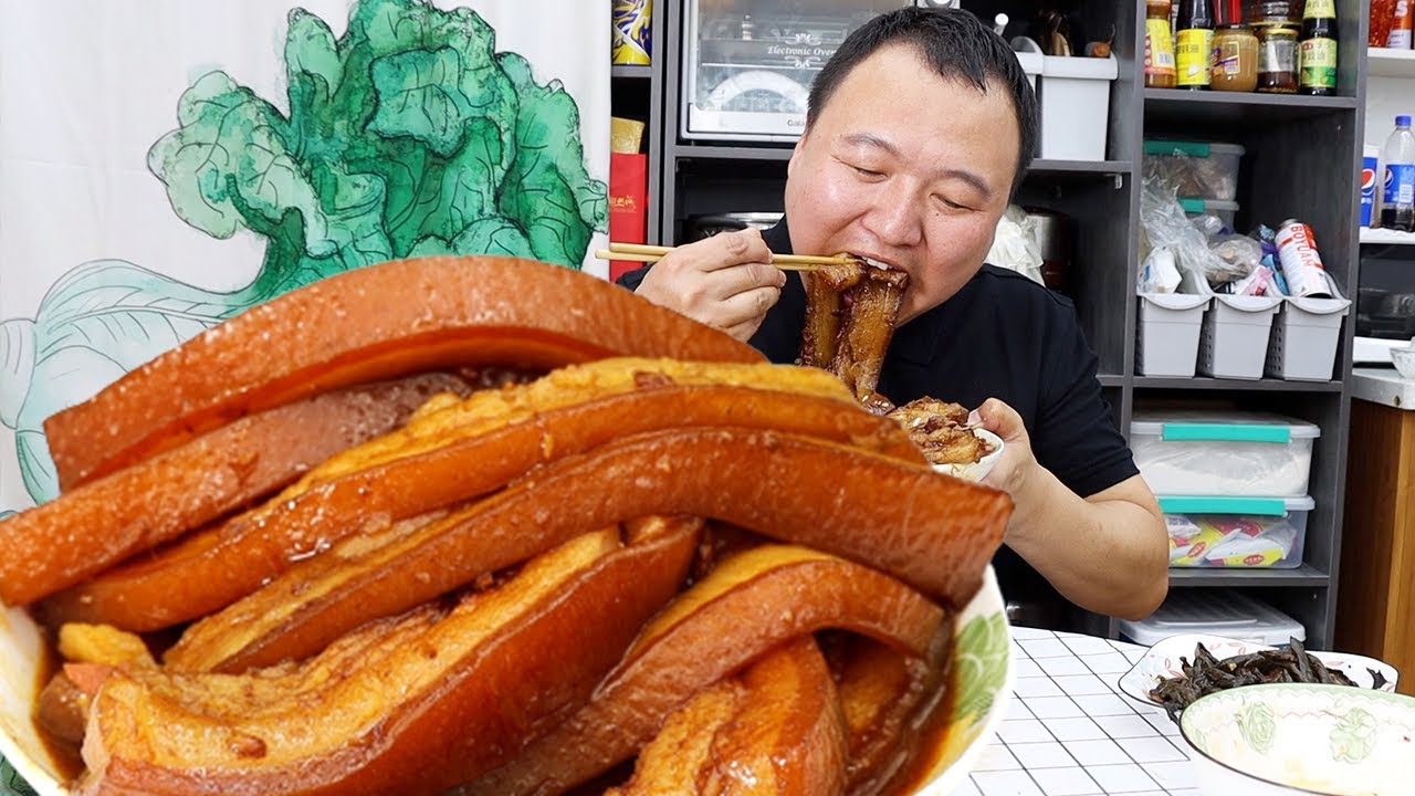 Купите свиной грудинку, чтобы сделать пригоршню мяса, чтобы избавиться от жадности