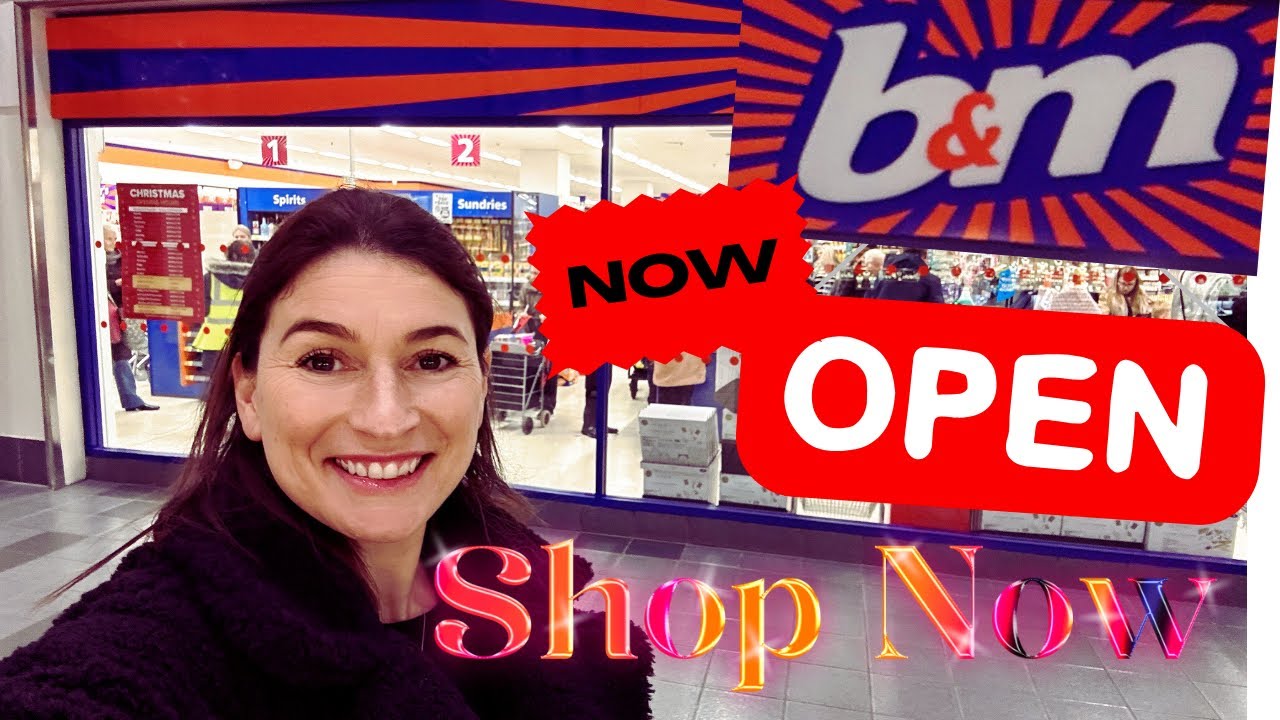 Vlogmas Day 19 | A Brand New B&M Has Opened | Christmas Stock & Walk through