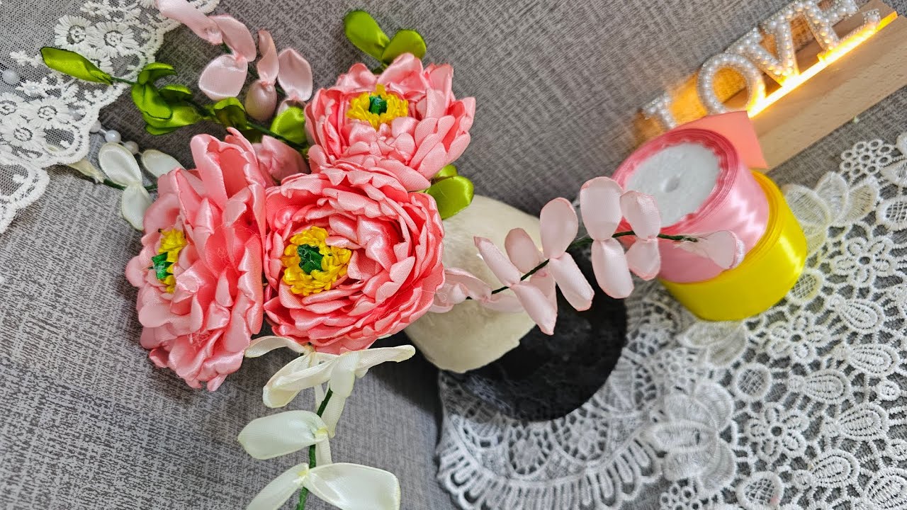 Цветок пиона из ленты шириной 4 см своими руками 🌸 | Простой и элегантный мастер-класс по изготов...