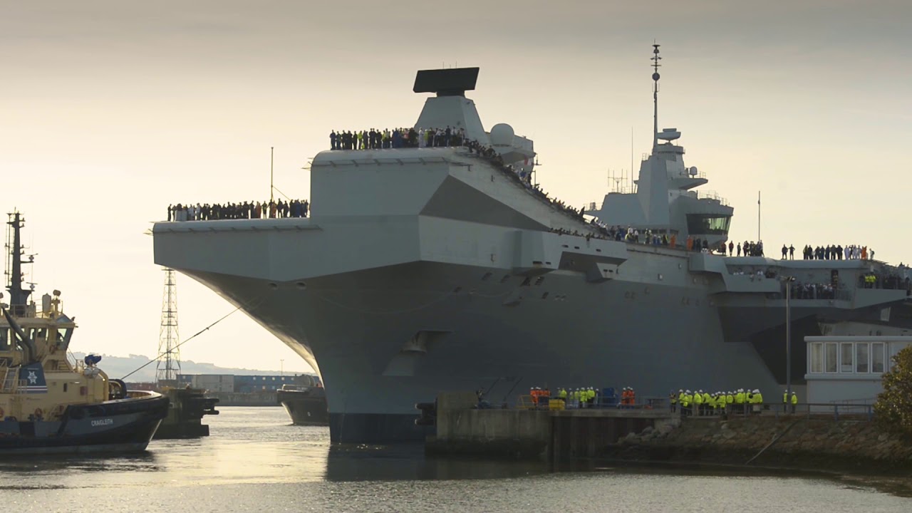 HMS Prince of Wales departing Rosyth Dockard