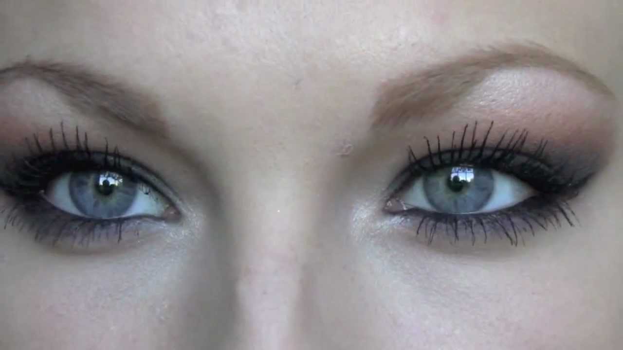 Getting Ready ♡ Dark, Sexy Smokey Eyes