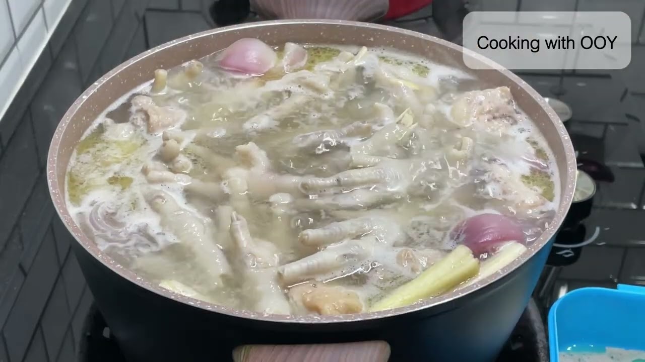 ต้มยำไก่ || สะโพกไก่, โครงไก่, ขาไก่ #เย็นนี้กินอะไรดี #ต้มยำ #กับข้าวกับปลา #ครัวหอมฟุ้ง