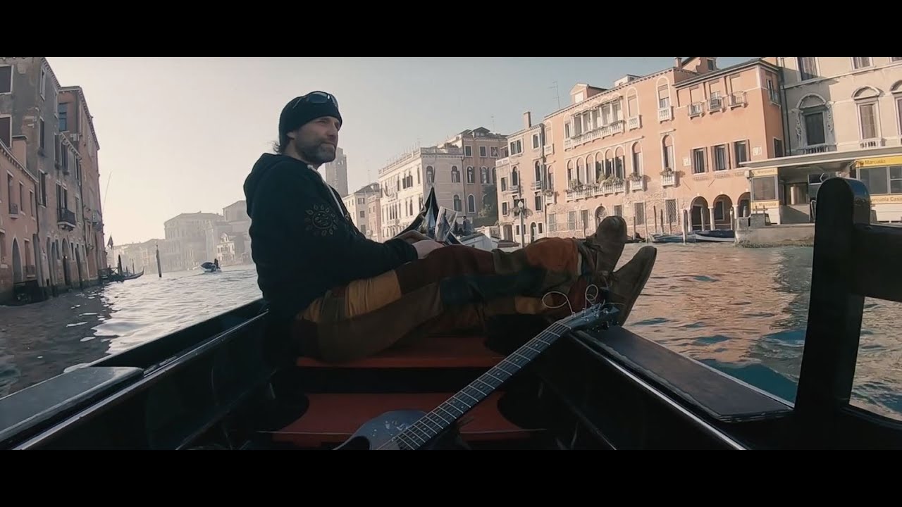 Driftwood Holly - DOKU - Venice - Album Casanova