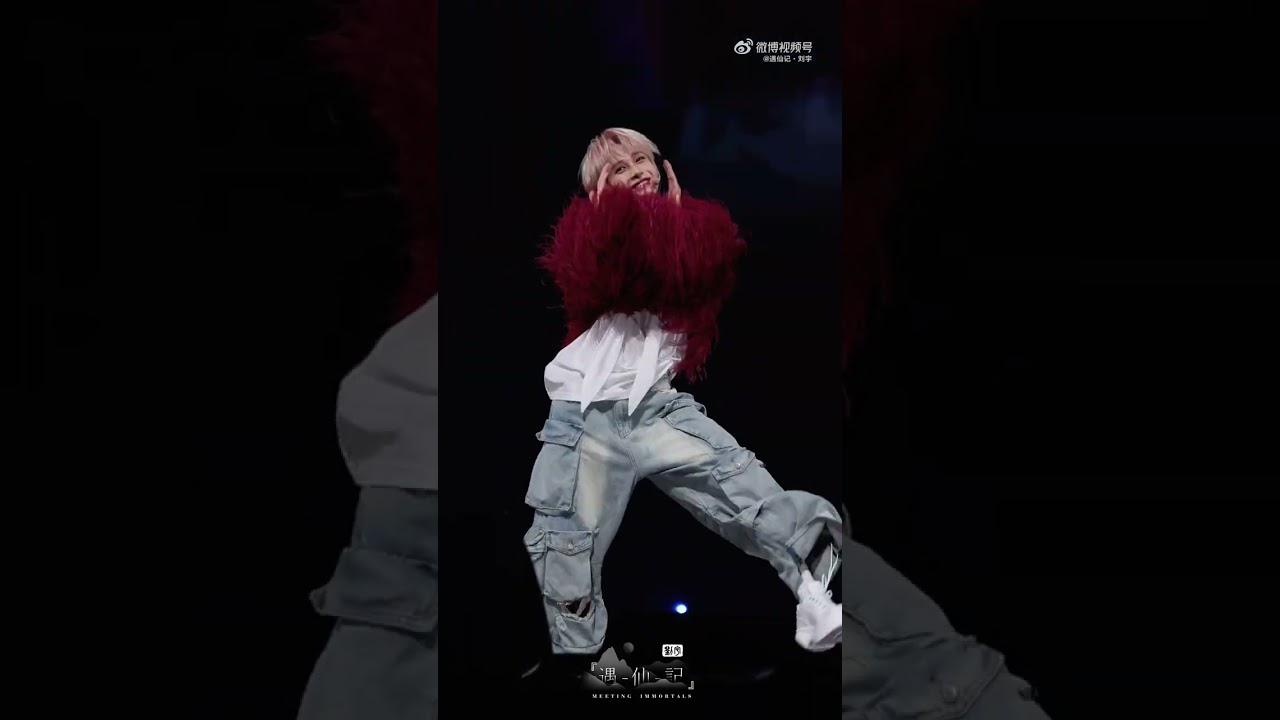 Sheesh + Xích Linh + Tình Yêu Vội Vàng + Drama + Quẻ Bói - Lưu Vũ || Random Dance tại concert