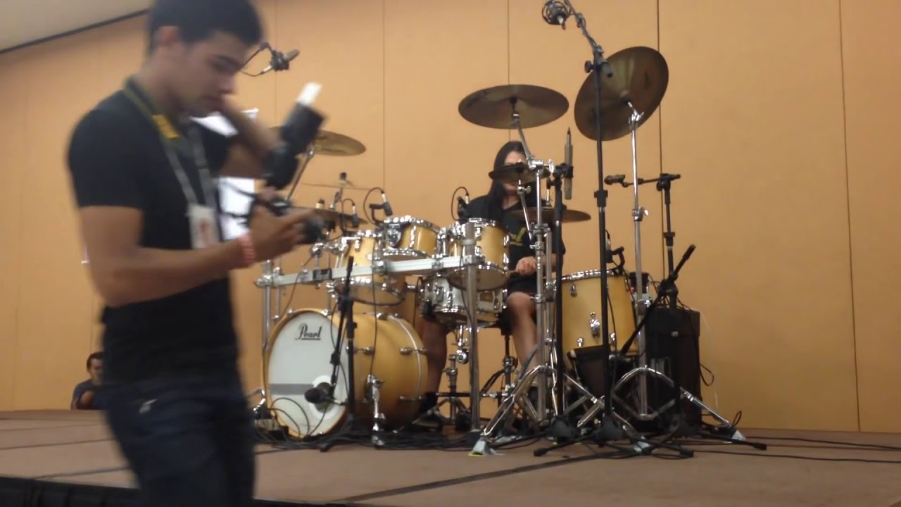 Mike Mangini Drum Clinic in Brazil - Independence Soloing