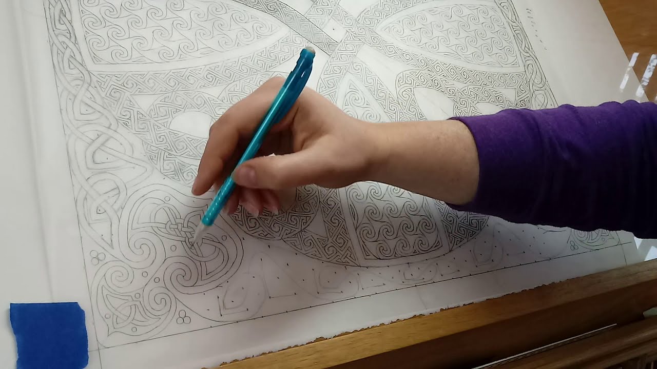 Drawing a Celtic Knot Border for my latest Celtic Cross