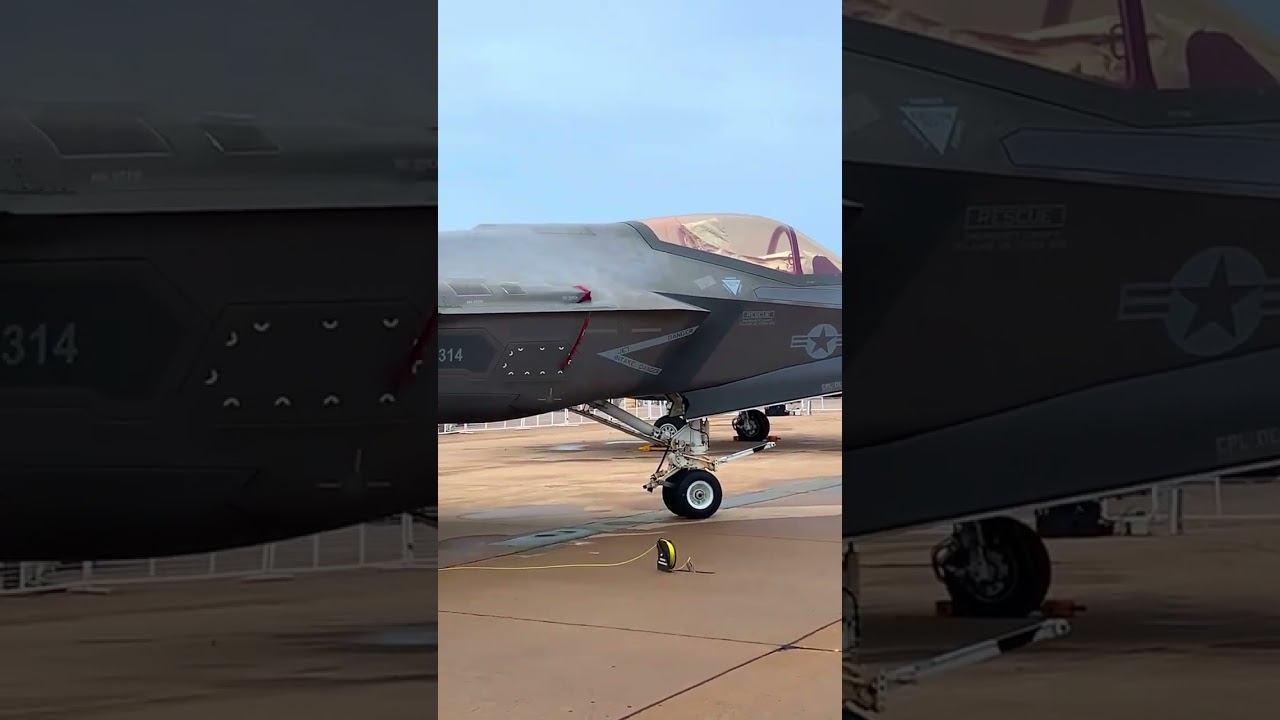 #F-35 Lightning Fighter #Jet Subscribe to support my channel! Free.🙏 Thanks. #Shorts