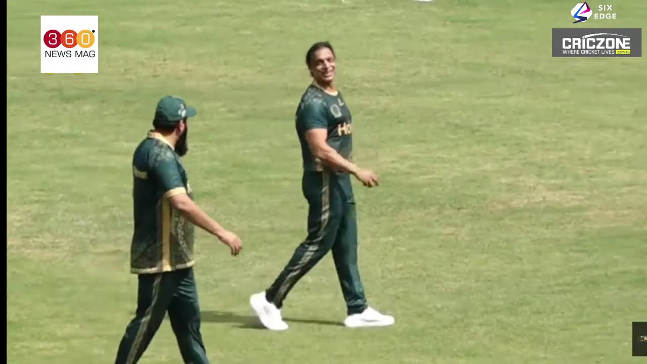 Shoaib Akhtar Bowling to Babar Azam - Peshawar Zalmi match at Imran Khan Cricket Stadium