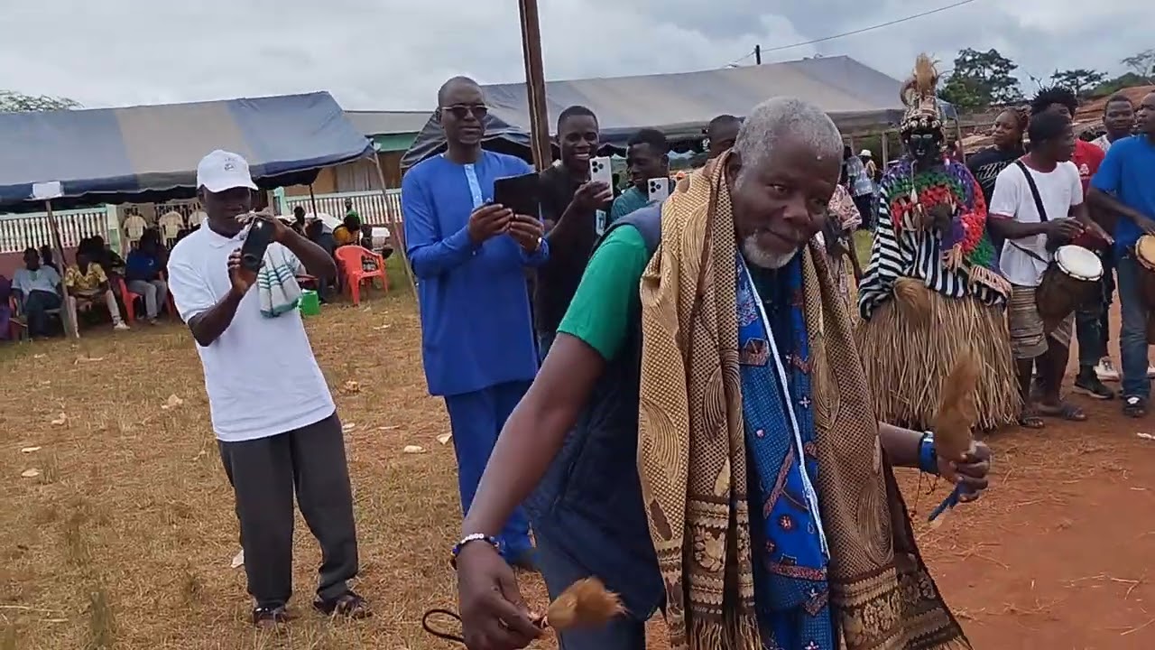 Les Obsèques de Rebecca et de Souho Mayè
