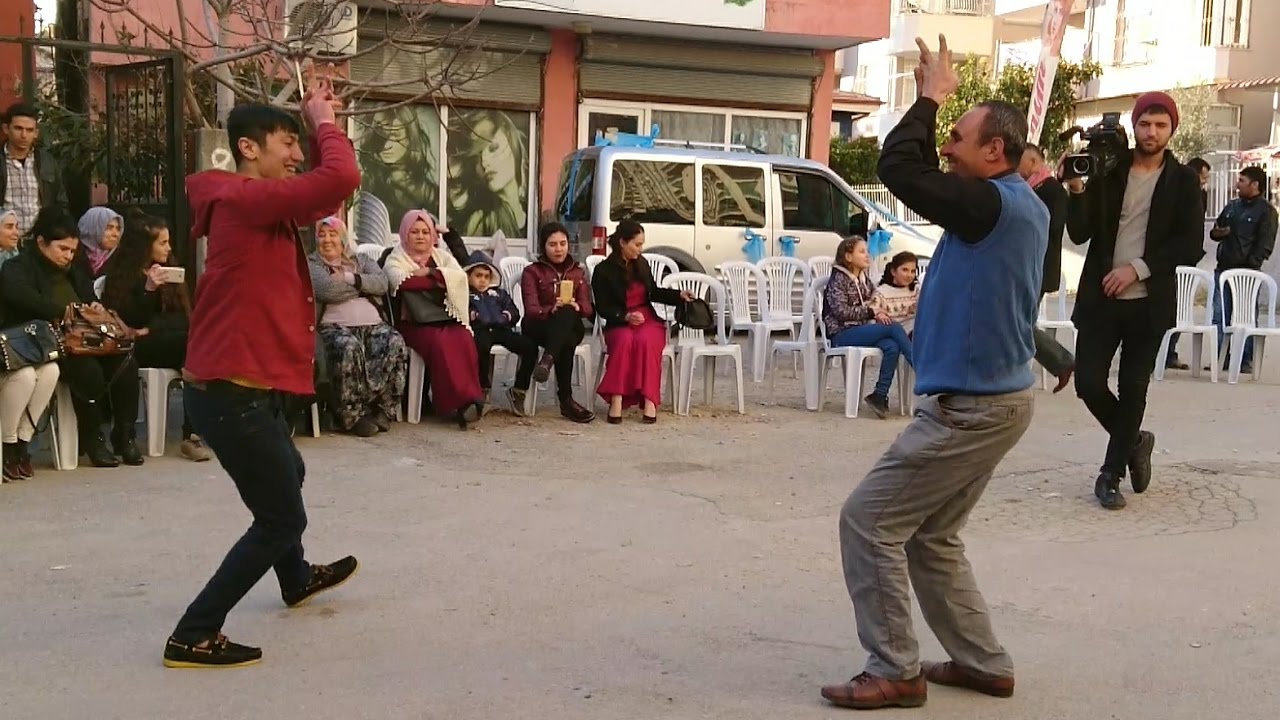 ÇİLLİBOM YAKUP VE SERKAN ŞOV