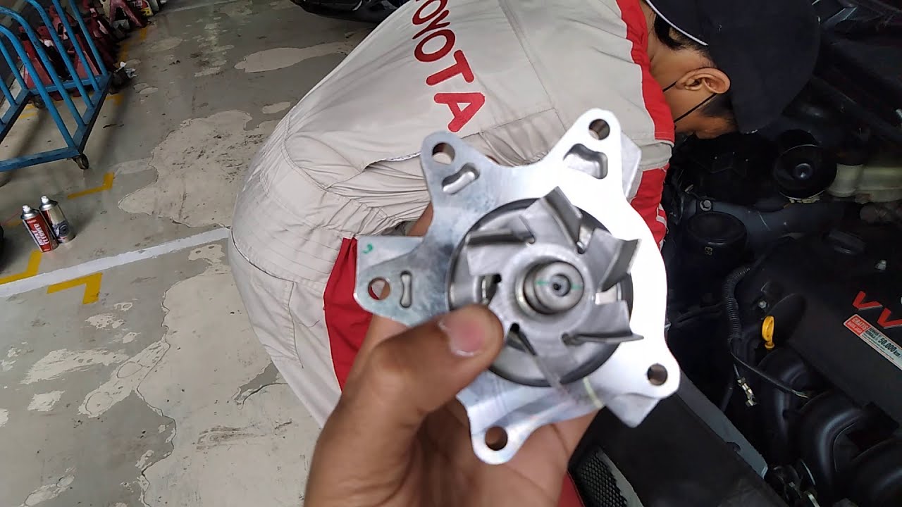 Pergantian Water pump Toyota Yaris old
