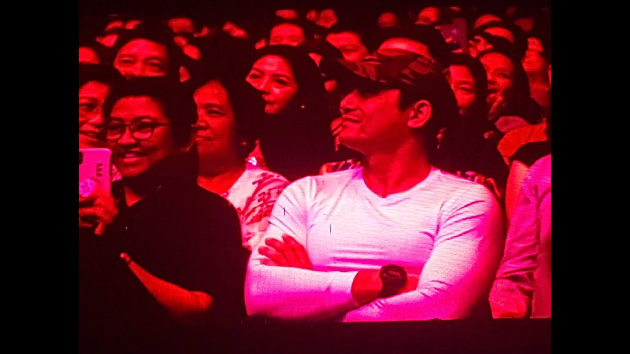 ROBIN PADILLA PINAKILIG ANG BUONG ARANETA SA ICONIC CONCERT!!! KILIG SI MEGA, NAGING SILA NGA KAYA?