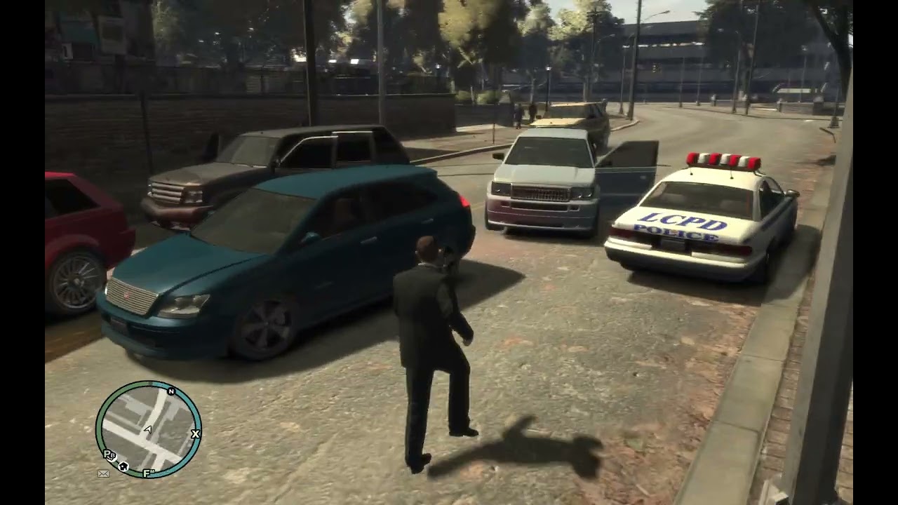 GTA IV getting others pedestrians arrested complications (Leftwood Police Station)