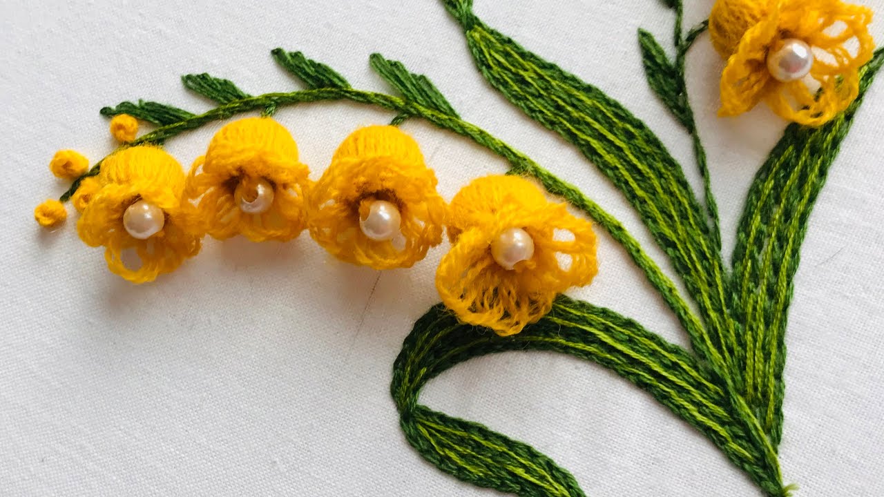 Hand Embroidery: Lily Flower Embroidery - 3D Embroidery - Fantasy Flower Embroidery - Needle Art